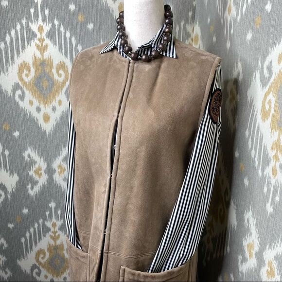 Ralph Lauren Long-Line Italian Lamb Shearling Vest - Picture 14 of 16